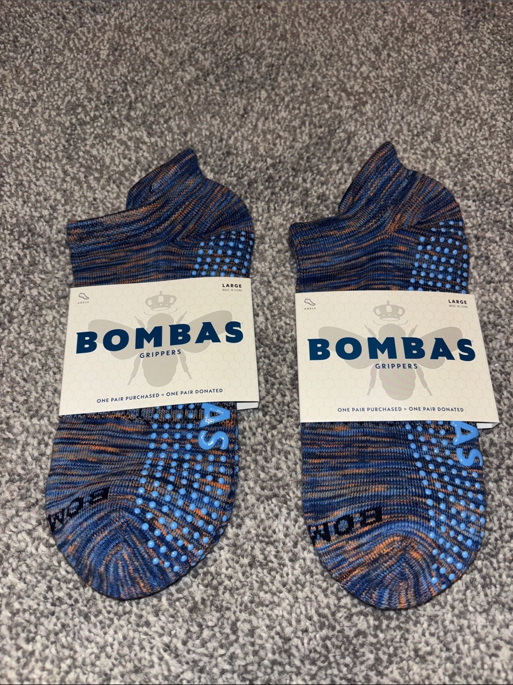 Bombas women’s Gripper No-Show Socks Blue/ Orange Marled size large(women’s 6-9)